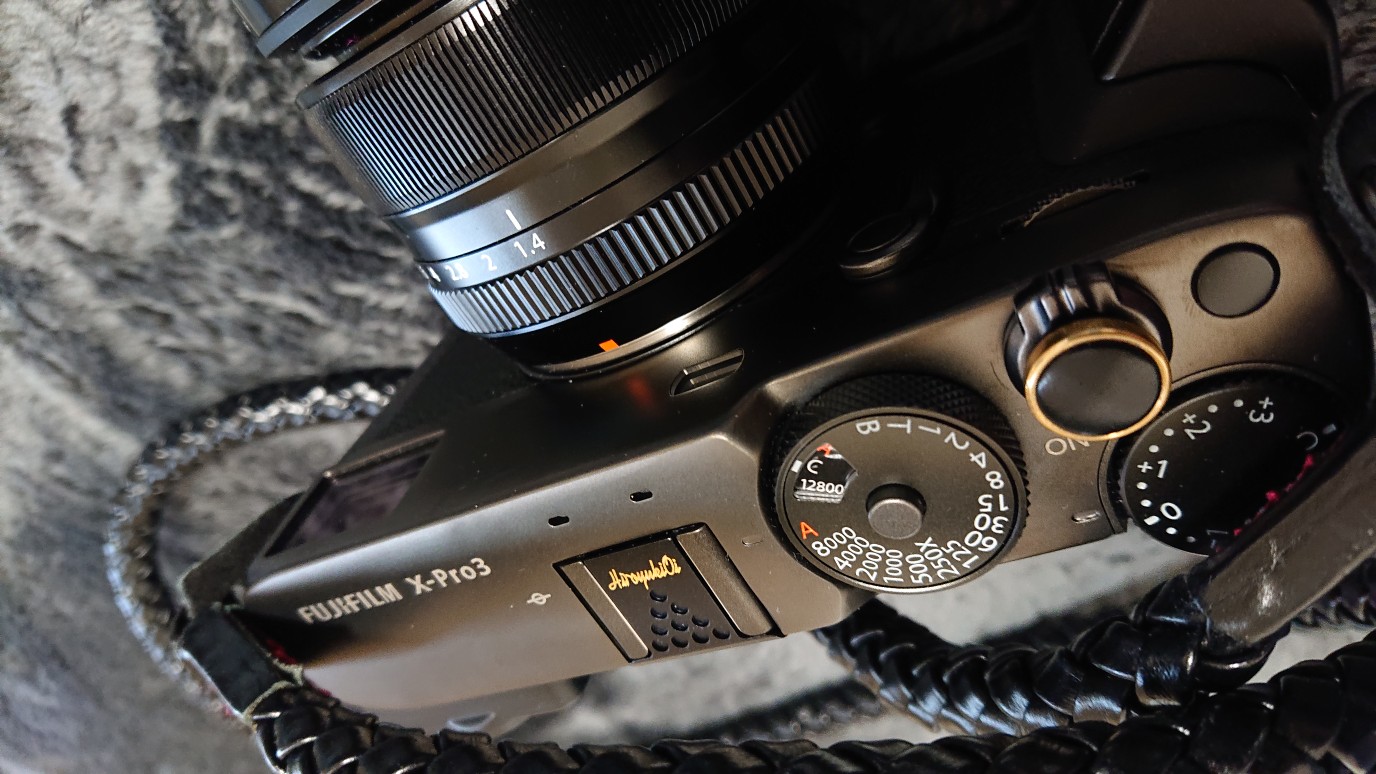 カメラ フィルムカメラ シューカバー装着例：FUJIFILM X-pro3 DRブラック